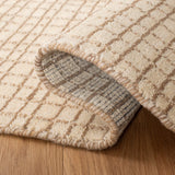 Safavieh Himalaya 4'-0" x 6'-0" Rug in Beige