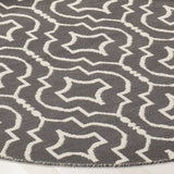 Safavieh Montauk 6'-0" x 6'-0" Rug in Dark Grey / Ivory