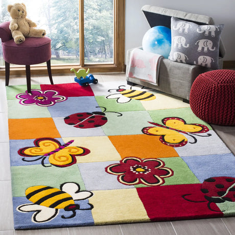Safavieh Safavieh Kids 4'-0" x 6'-0" Rug in Multi