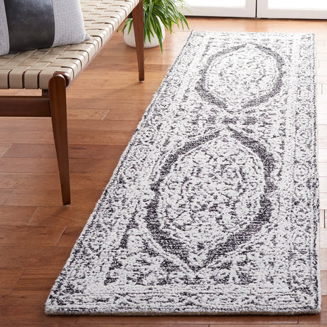 Safavieh Metro 2'-3" x 9'-0" Rug in Ivory / Black