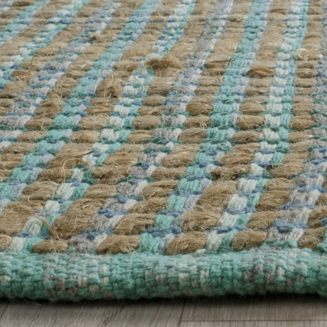 Safavieh Cape Cod 2'-3" x 8'-0" Rug in Green