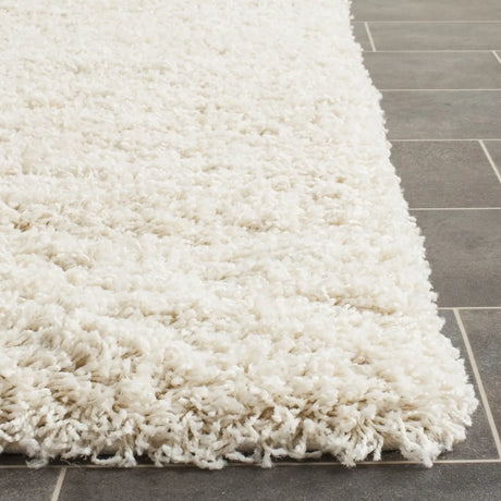 Safavieh Sgl-Laguna Shag 10'-0" x 14'-0" Rug in Beige