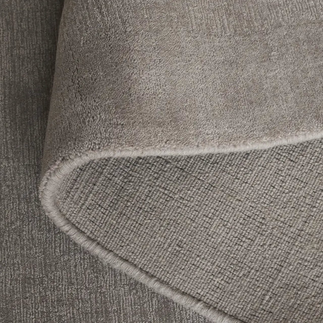 Safavieh Mirage 6'-0" x 9'-0" Rug in Grey