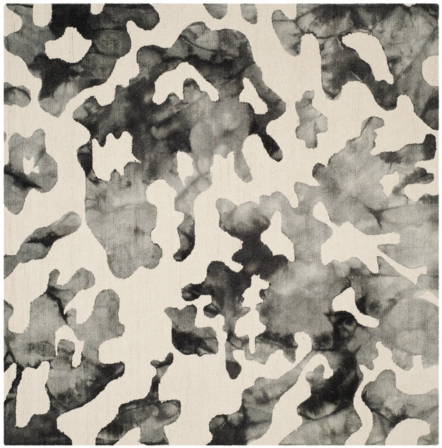 Safavieh Dip Dye 7'-0" x 7'-0" Rug in Beige / Charcoal