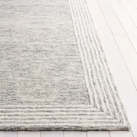 Safavieh Abstract 4'-0" x 6'-0" Rug in Grey / Ivory