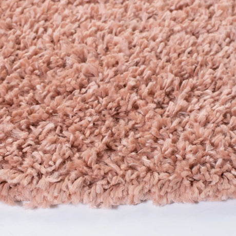 Safavieh August Shag 6'-7" x 6'-7" Rug in Rose