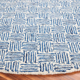 Safavieh Micro-Loop 5'-0" x 5'-0" Rug in Navy / Ivory