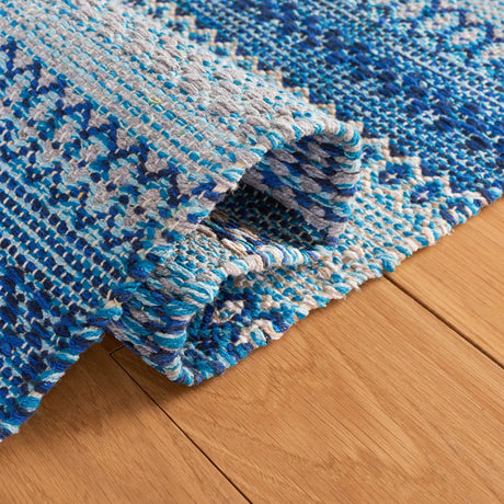 Safavieh Kilim 4'-0" x 6'-0" Rug in Grey / Blue