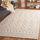 Safavieh Natura 4'-0" x 6'-0" Rug in Beige