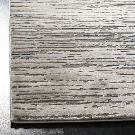 Safavieh Meadow 100 5'-3" x 7'-6" Rug in Grey / Light Grey