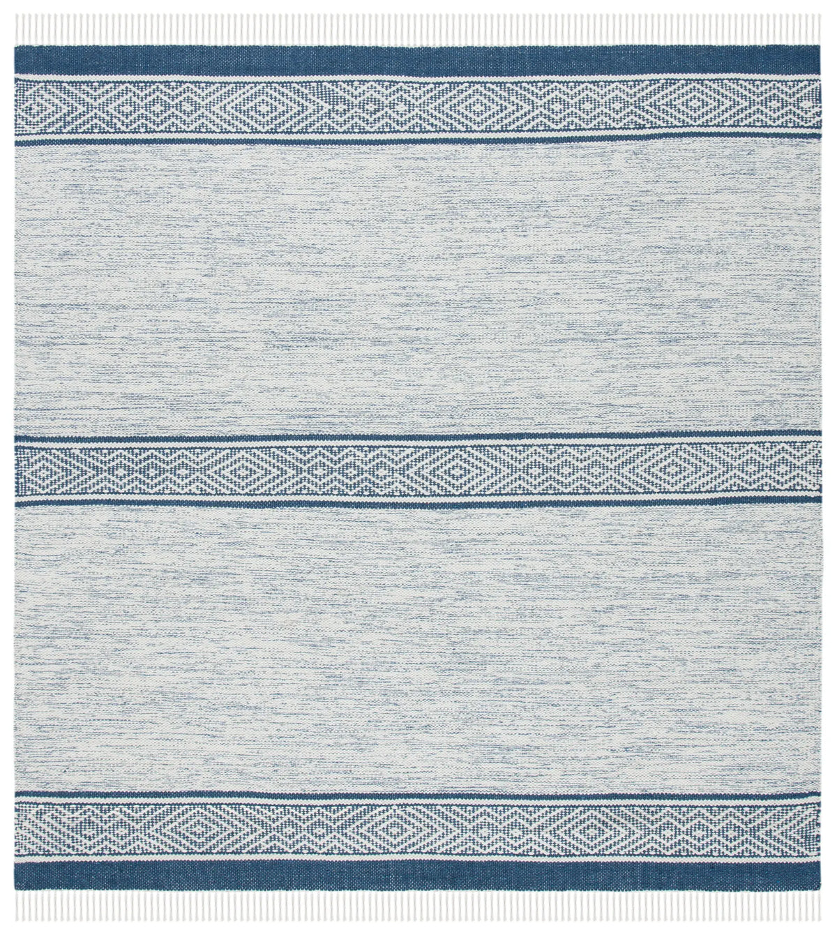 Safavieh Montauk 6'-0" x 6'-0" Rug in Ivory / Navy