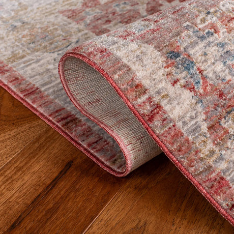 Safavieh Kenitra 600 4'-0" x 6'-0" Rug in Pink / Grey