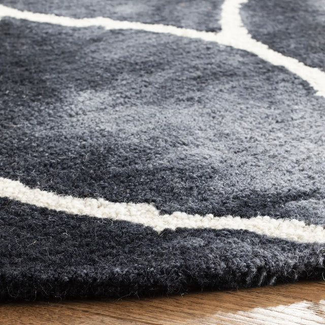 Safavieh Dip Dye 7'-0" x 7'-0" Rug in Graphite / Ivory
