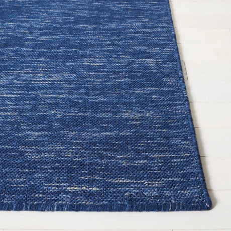 Safavieh Kilim 4'-0" x 6'-0" Rug in Navy / Blue
