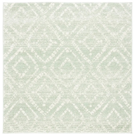 Safavieh Adirondack 6'-0" x 6'-0" Rug in Green / Ivory