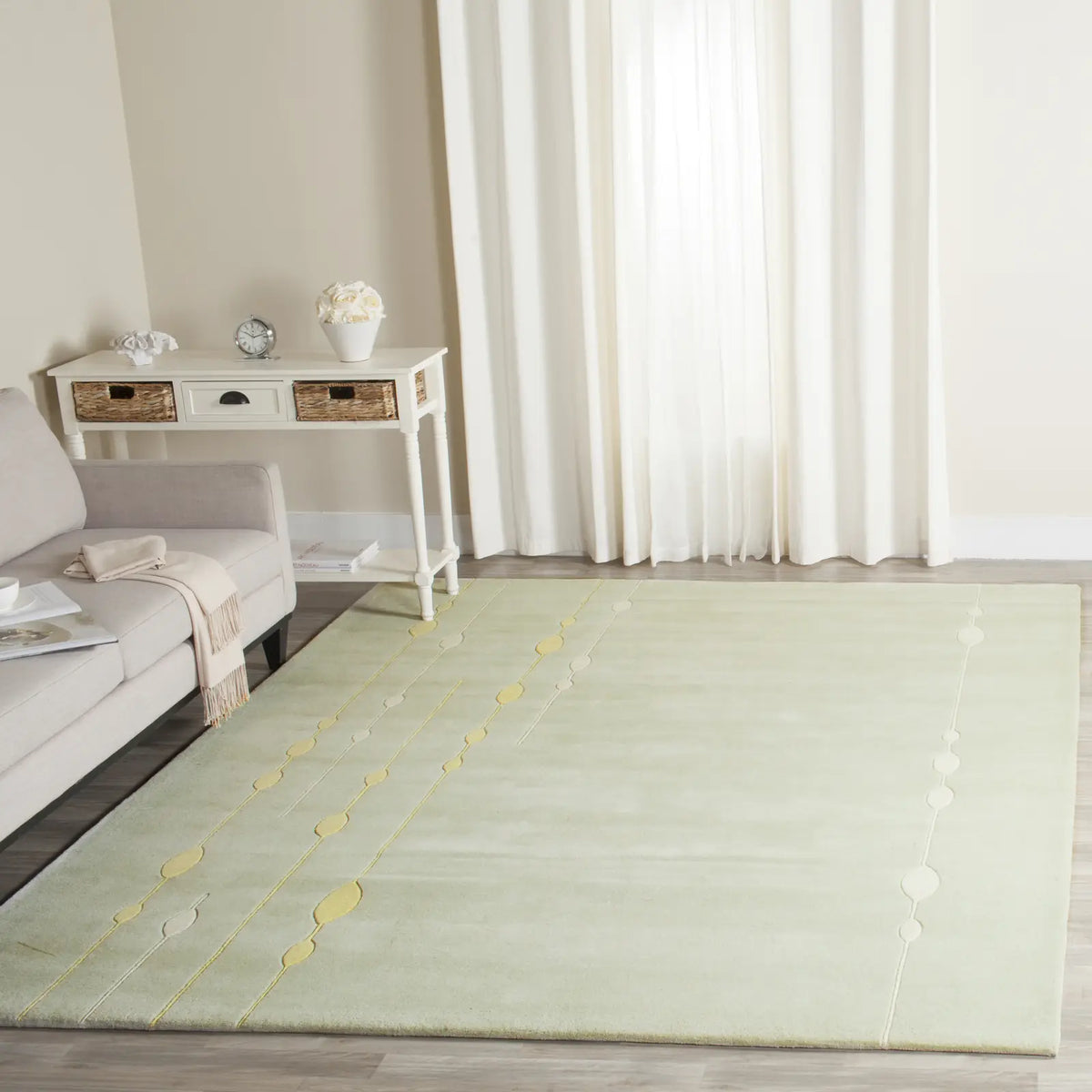 Safavieh Soho 9'-6" x 13'-6" Rug in Light Green