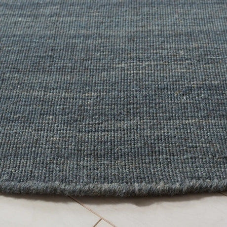 Safavieh Kilim 6'-0" x 6'-0" Rug in Grey / Silver