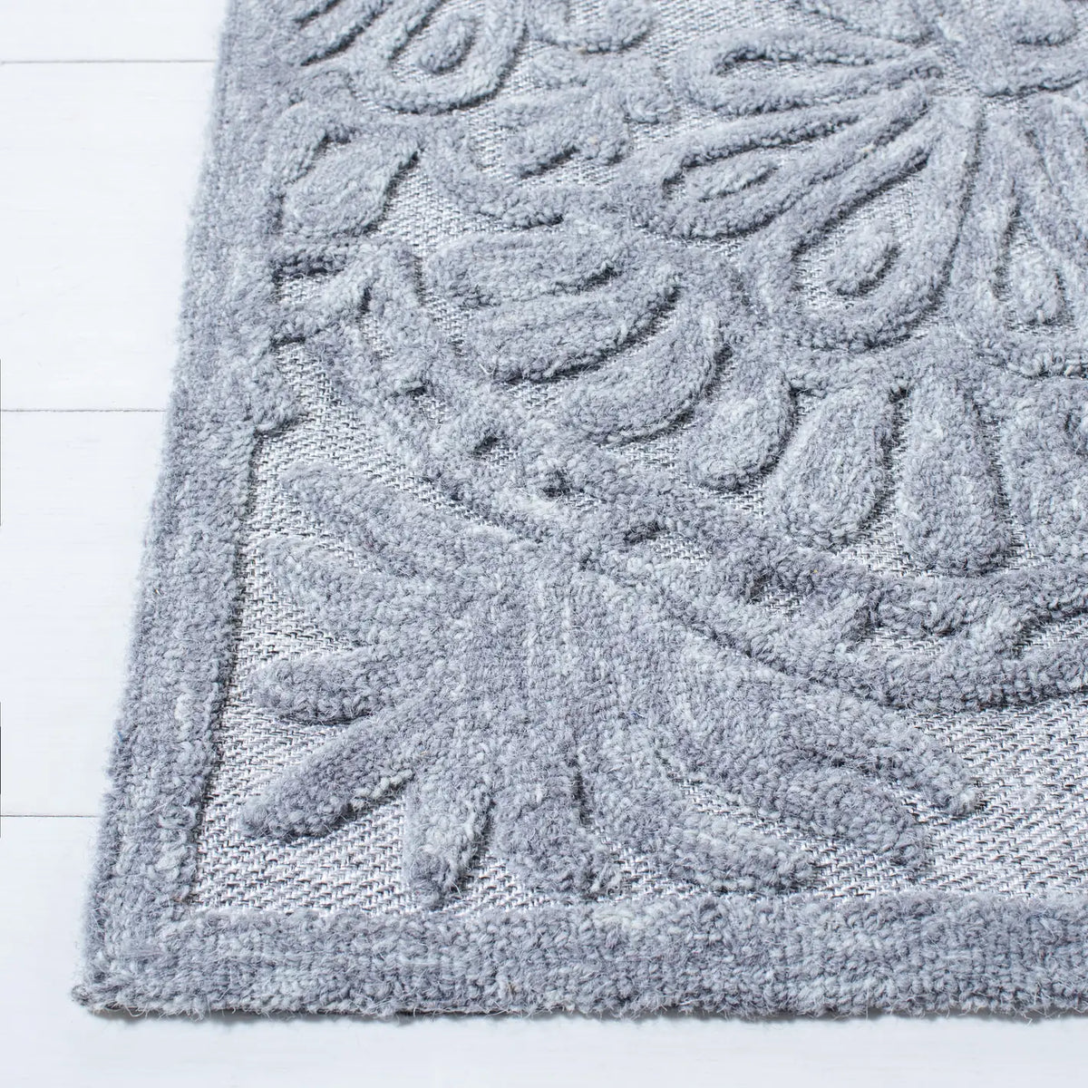 Safavieh Trace 5'-0" x 8'-0" Rug in Light Grey