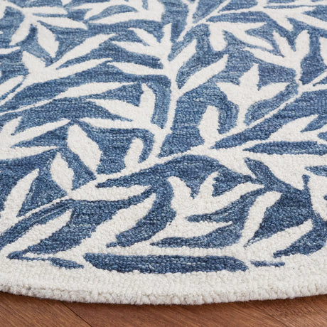 Safavieh Jardin 5'-0" x 5'-0" Rug in Blue / Ivory