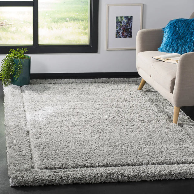 Safavieh Glamour Shag 4'-0" x 6'-0" Rug in Grey