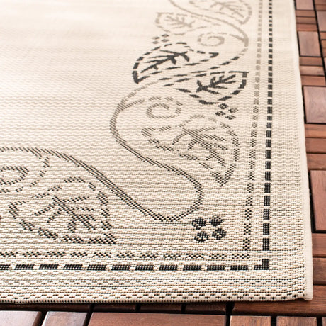Safavieh Courtyard 4'-0" x 5'-7" Rug in Sand / Black