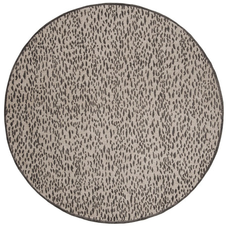 Safavieh Marbella 6'-0" x 6'-0" Rug in Light Grey / Dark Grey