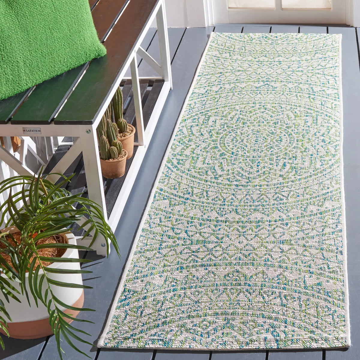 Safavieh Courtyard 2'-3" x 10'-0" Rug in Ivory / Green