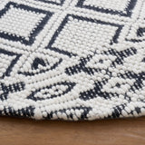 Safavieh Vermont 6'-0" x 6'-0" Rug in Ivory / Black