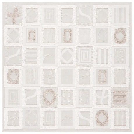 Safavieh Trends 6'-7" x 6'-7" Rug in Beige / Ivory