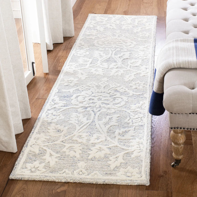 Safavieh Glamour 2'-3" x 8'-0" Rug in Blue / Ivory