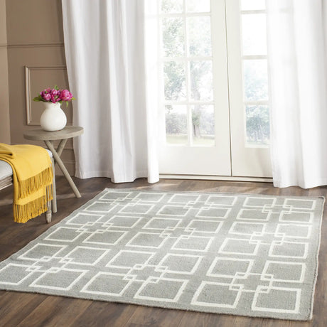 Safavieh Martha Stewart 5'-0" x 5'-0" Rug in Cement Gray