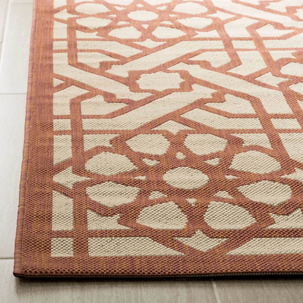 Safavieh Martha Stewart 5'-3" x 7'-7" Rug in Cayenne