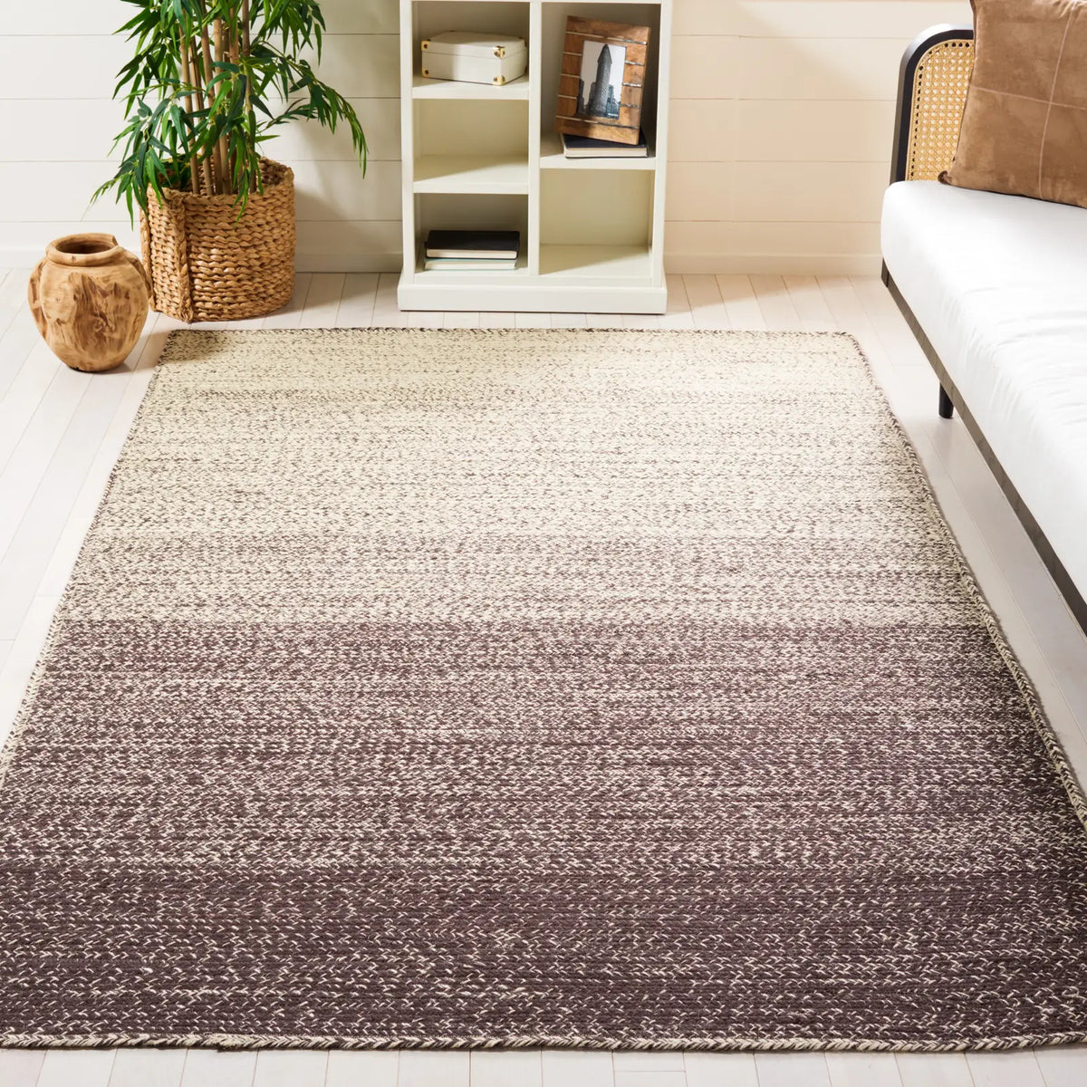 Safavieh Natural Fiber 5'-0" x 8'-0" Rug in Natural / Brown