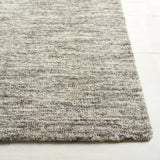 Safavieh Himalaya 4'-0" x 6'-0" Rug in Grey