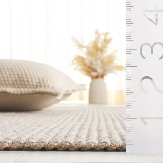 Safavieh Natural Fiber 4'-0" x 6'-0" Rug in Grey