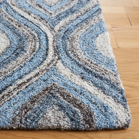 Safavieh Abstract 4'-0" x 6'-0" Rug in Grey / Blue