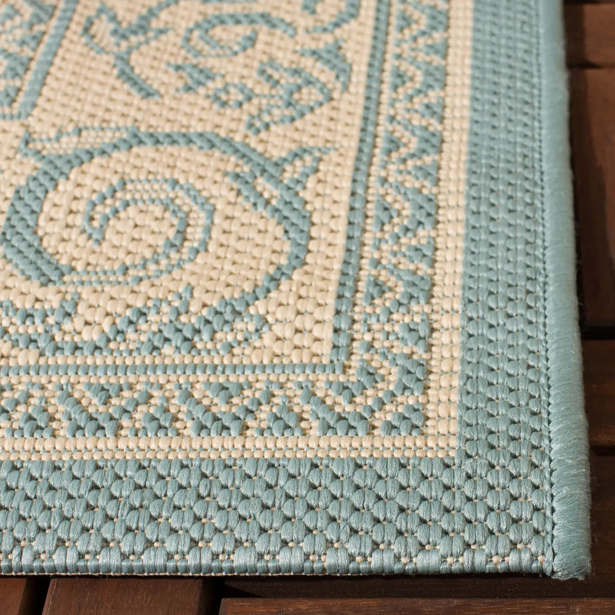 Safavieh Courtyard 5'-3" x 7'-7" Rug in Cream / Aqua