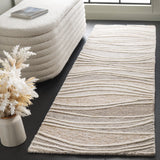 Safavieh Fifth Avenue 2'-3" x 8'-0" Rug in Natural / Ivory