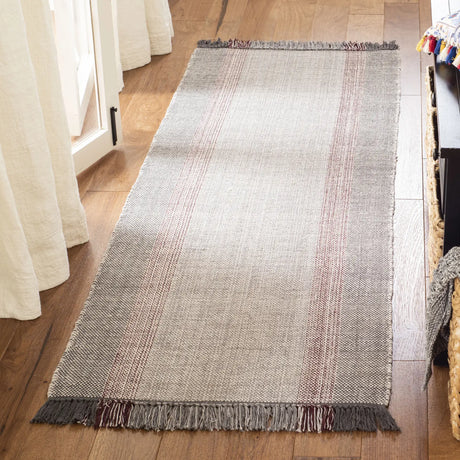 Safavieh Montauk 2'-3" x 7'-0" Rug in Wine / Grey