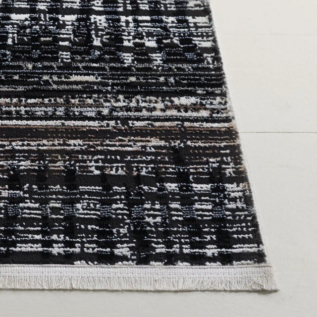 Safavieh Mila 4'-0" x 6'-0" Rug in Black / Beige Ivory