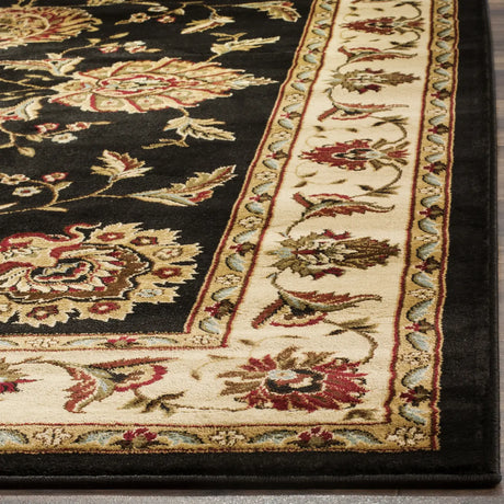 Safavieh Lyndhurst 5'-3" x 7'-6" Rug in Black / Ivory