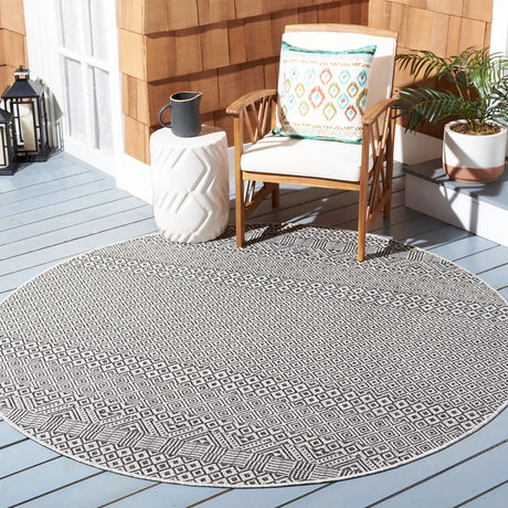 Safavieh Courtyard 10'-0" x 10'-0" Rug in Grey / Black