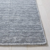 Safavieh Kilim 4'-0" x 6'-0" Rug in Grey / Ivory