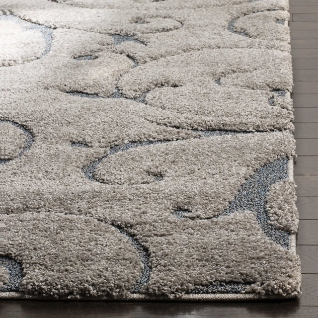Safavieh Florida Shag 5'-3" x 7'-6" Rug in Grey / Light Blue