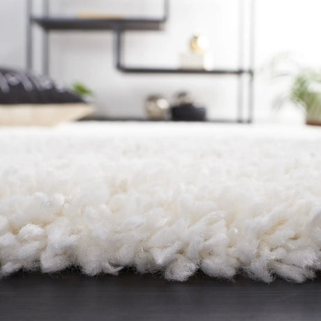 Safavieh Fontana Shag  800 4'-0" x 6'-0" Rug in Ivory / Grey