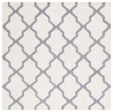 Safavieh Cambridge 6'-0" x 6'-0" Rug in Ivory / Silver