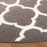 Safavieh Dhurries 7'-0" x 7'-0" Rug in Brown / Ivory