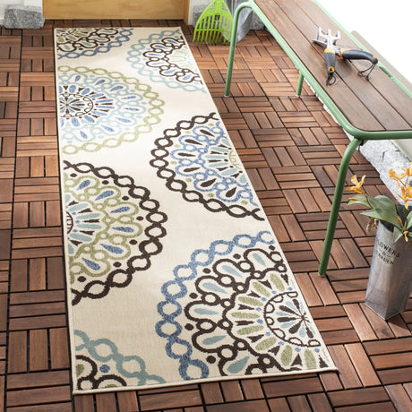 Safavieh Veranda 2'-3" x 10'-0" Rug in Cream / Blue