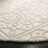 Safavieh Cambridge 6'-0" x 6'-0" Rug in Ivory / Grey