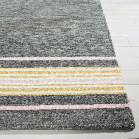 Safavieh Metro 6'-0" x 9'-0" Rug in Charcoal / Pink